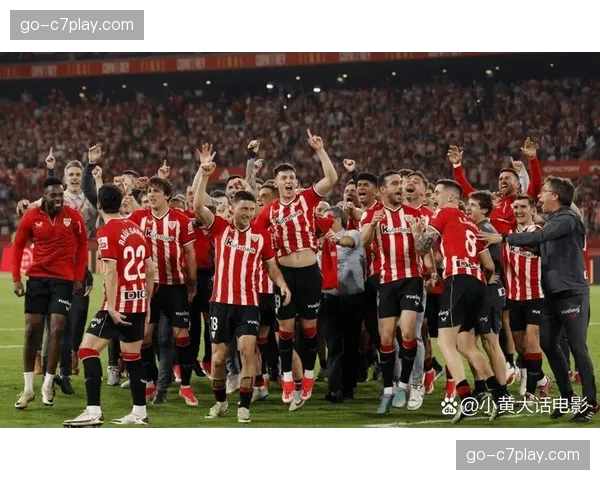 “巴黎马拉松”与巴黎圣日耳曼联动,终点设在王子公园球场外 “巴黎马拉松”与巴黎圣日耳曼联动,终点设在王子公园球场外