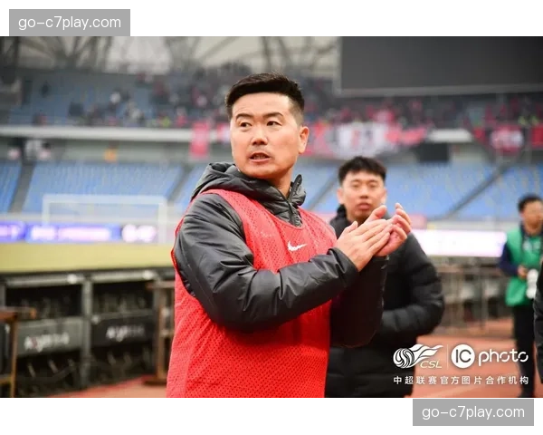 独家专访沧州雄狮主帅肇俊哲：谈如何用有限预算打造战术体系。